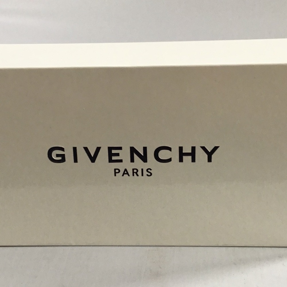 - GIVENCHY SUNGLASSES HAVANA LADIES. - Picture 9 of 9